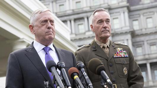 James Mattis, U.S. secretary of defense, and General Joseph Dunford, chairman of the U.S. Joint Chiefs of Staff, at a news conference on the North Korea situation outside of the White House in Washington, D.C., U.S., on Sept. 3, 2017.