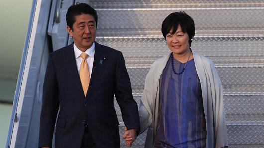 Japanese Prime Minister Shinzo Abe and his wife Akie Abe at Mar-a-Lago resort on February 10, 2017.