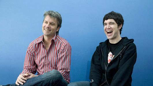 MySpace co-founders Chris DeWolfe (left) and Tom Anderson (right) pose for photos in the Myspace headquarters in 2007.