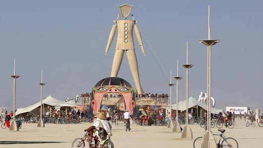 The Man dominates the playa during the Burning Man 2015 "Carnival of Mirrors" arts and music festival in the Black Rock Desert of Nevada, August 31, 2015.
