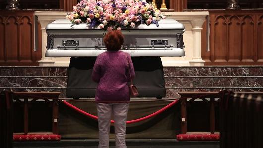 isitation is held for former first lady Barbara Bush at St. Martin's Episcopal Church on April 20, 2018 in Houston, Texas. Bush, who died at her home in Houston on April 17, was the wife of former president George H. W. Bush and the mother of former president George W. Bush. Her funeral service will be Saturday April 21.