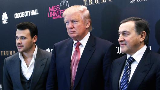 Crocus Group vice president Emin Agalarov, Miss Universe co-owner Donald Trump and Crocus Group president Aras Agalarov (L-R) hold a news conference on the Miss Universe 2013 Pageant, November 9, 2013 in Moscow.