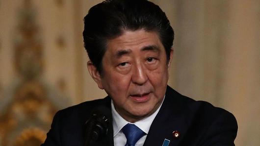 Japanese Prime Minister Shinzo Abe speaks at Mar-a-Lago resort on April 18, 2018.