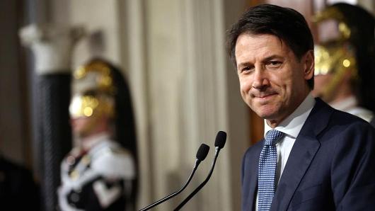 Giuseppe Conte delivers a declaration after a meeting with Italian President Sergio Mattarella as part of consultations for a new government at the Quirinale Palace on May 23, 2018 in Rome, Italy.
