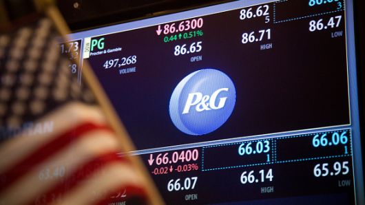 A monitor displays Procter & Gamble Co. signage on the floor of the New York Stock Exchange (NYSE) in New York, U.S., on Monday, May 15, 2017. 