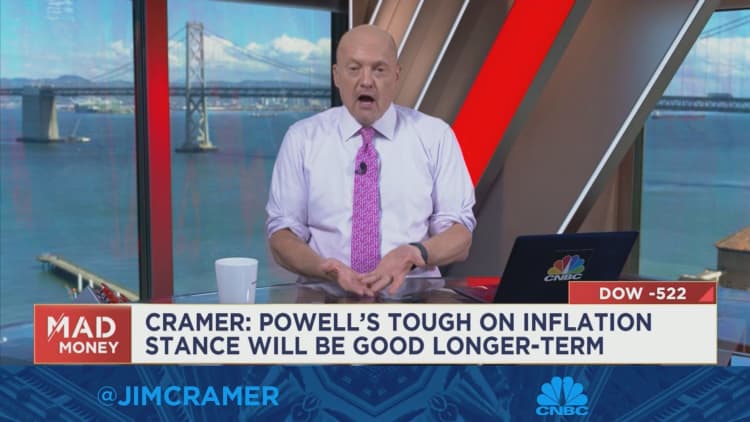 Investors betting on short-term gains will miss out when Powell 'wins the game,' Cramer says
