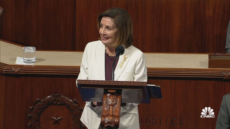 Nancy Pelosi announces she will not seek leadership role in next Congress