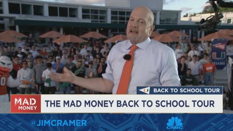 Jim Cramer says Meta Platforms' latest quarter is why he stuck with the stock